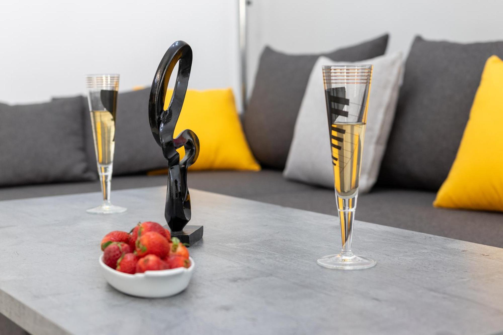 H4 Art Sparta Apartment Εξωτερικό φωτογραφία